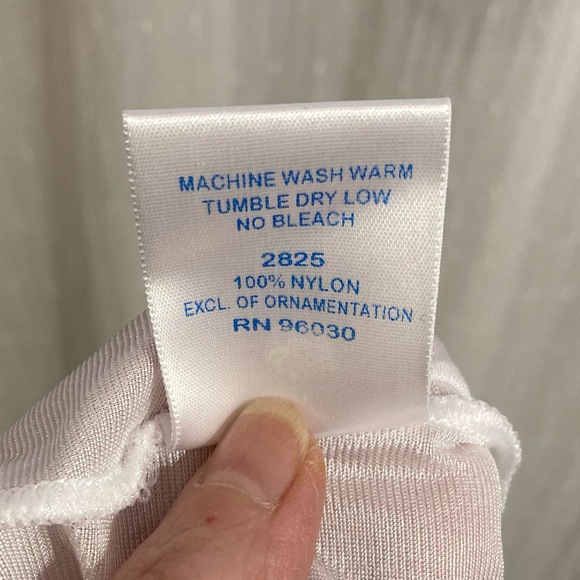 Vintage Velrose Half-Slip - Picture 6 of 6